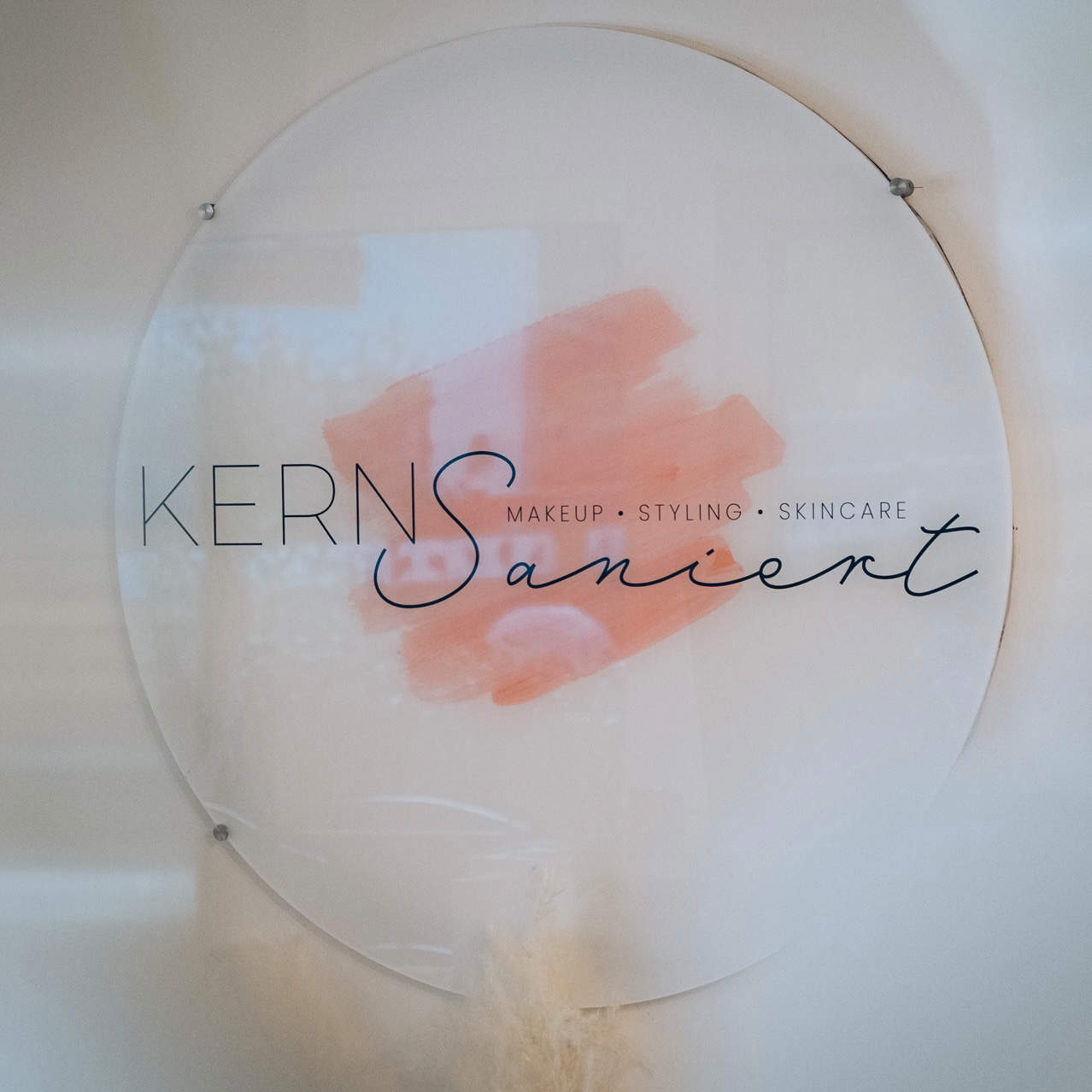 Glamorous acrylic sign / wall sign / wall logo up to 1.50m round - Image 16