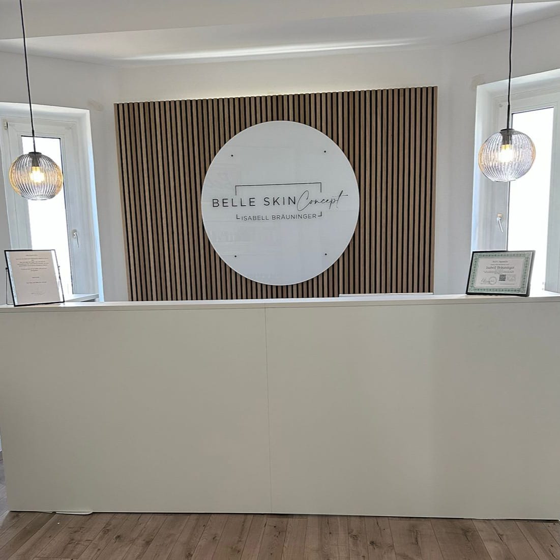 Glamorous acrylic sign / wall sign / wall logo up to 1.50m round - Image 13